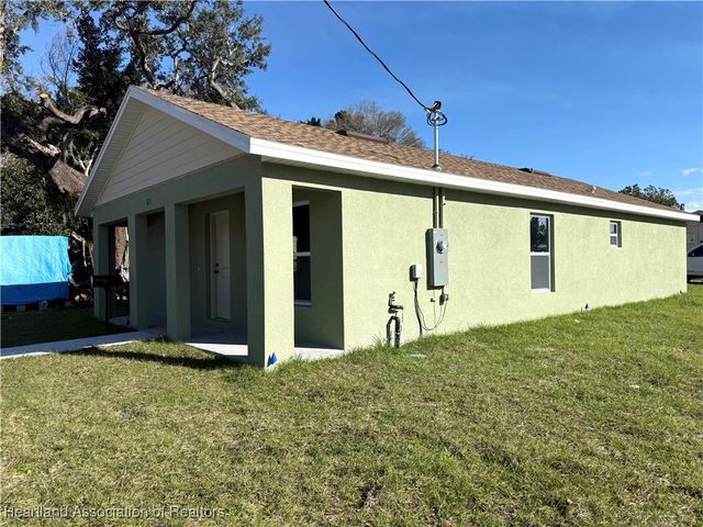 623 Lemon Avenue, Sebring, FL 33870