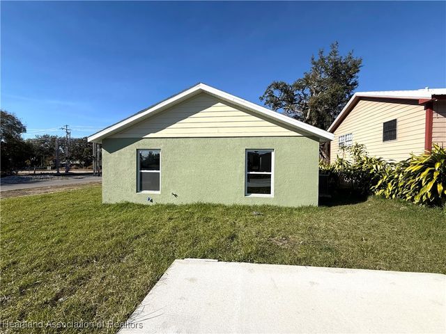 623 Lemon Avenue, Sebring, FL 33870