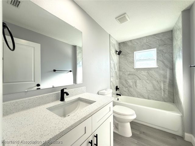 623 Lemon Avenue, Sebring, FL 33870