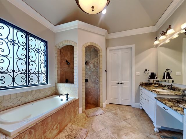 8516 Freedom Way, North Richland Hills, TX 76182