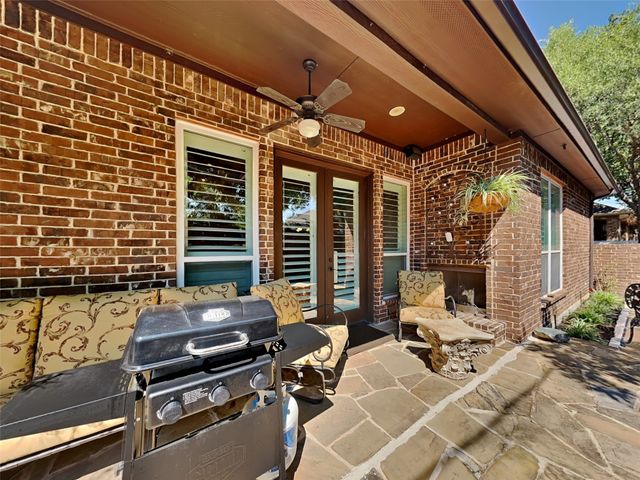 8516 Freedom Way, North Richland Hills, TX 76182