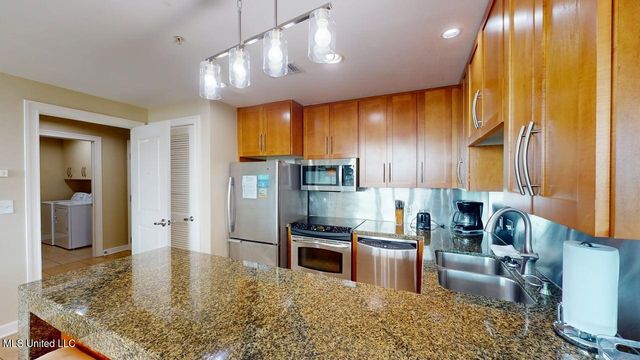 2060 Beach Boulevard, 106, Biloxi, MS 39531