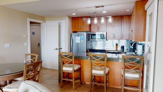 2060 Beach Boulevard, 106, Biloxi, MS 39531