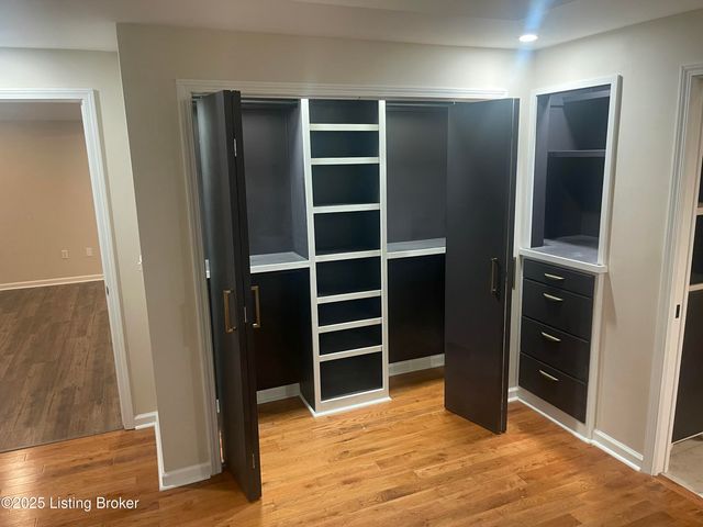 267 Louis Ln, Mt Washington, KY 40047