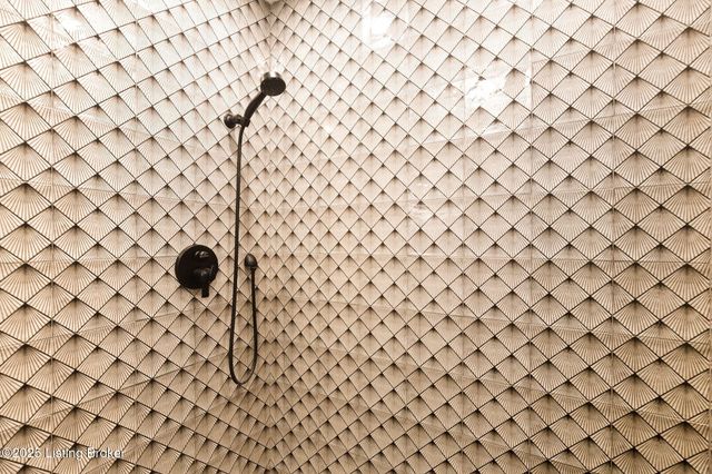 267 Louis Ln, Mt Washington, KY 40047