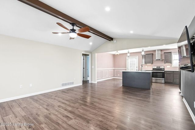 267 Louis Ln, Mt Washington, KY 40047