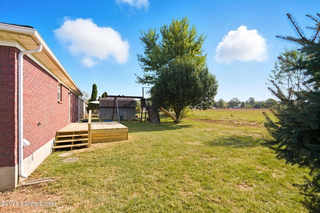 267 Louis Ln, Mt Washington, KY 40047