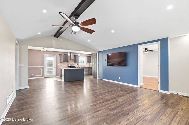 267 Louis Ln, Mt Washington, KY 40047