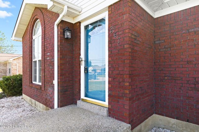 267 Louis Ln, Mt Washington, KY 40047
