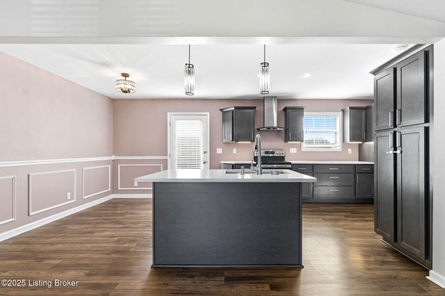 267 Louis Ln, Mt Washington, KY 40047