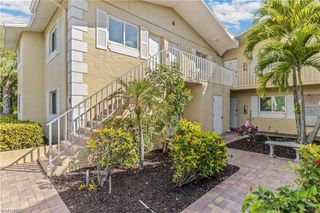 8127 Country RD # 203, Fort Myers, FL 33919