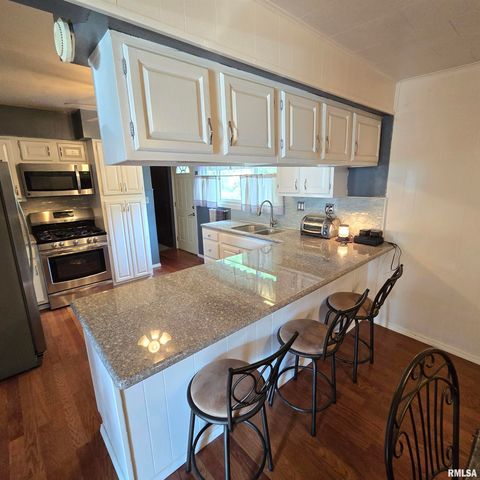 1614 LAMAR Drive, Pekin, IL 61554