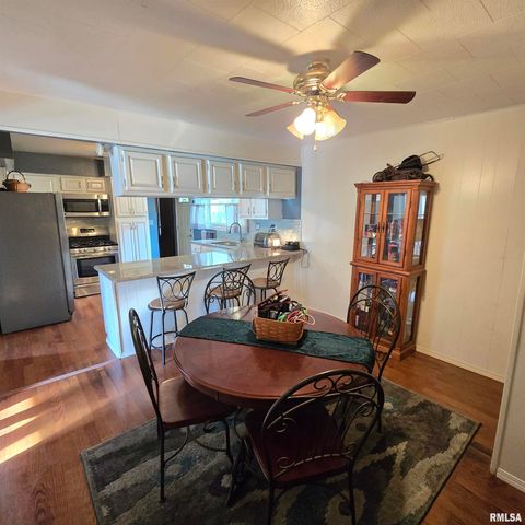 1614 LAMAR Drive, Pekin, IL 61554