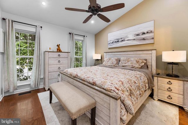 4248 ASHMERE CIR, Dumfries, VA 22025