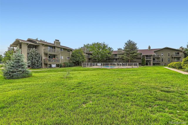695 Manhattan Drive 109, Boulder, CO 80303
