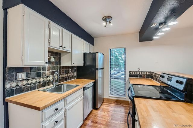 695 Manhattan Drive 109, Boulder, CO 80303