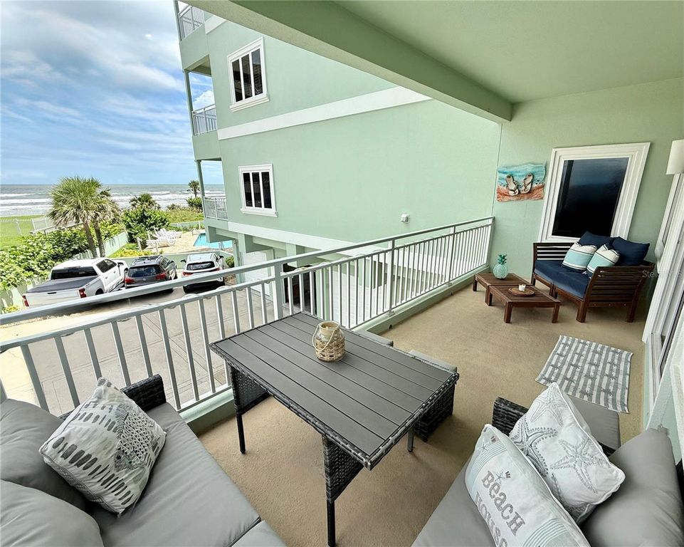 Image 20 of property listing at 423 S ATLANTIC AVENUE 102, New Smyrna Beach, FL 32169