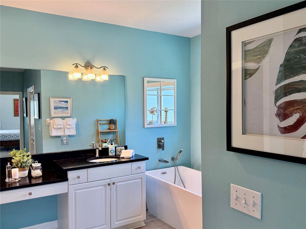 Image 28 of property listing at 423 S ATLANTIC AVENUE 102, New Smyrna Beach, FL 32169