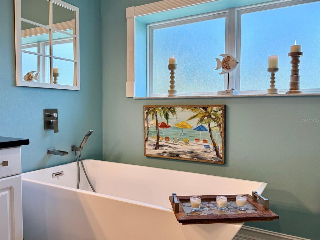 Image 29 of property listing at 423 S ATLANTIC AVENUE 102, New Smyrna Beach, FL 32169