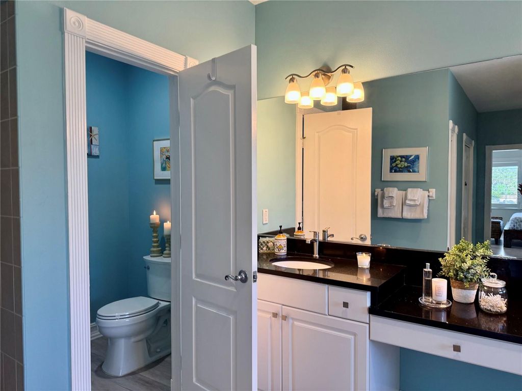 Image 31 of property listing at 423 S ATLANTIC AVENUE 102, New Smyrna Beach, FL 32169