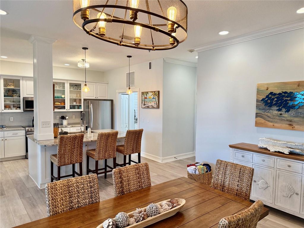 Image 42 of property listing at 423 S ATLANTIC AVENUE 102, New Smyrna Beach, FL 32169