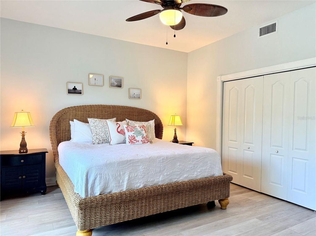 Image 50 of property listing at 423 S ATLANTIC AVENUE 102, New Smyrna Beach, FL 32169