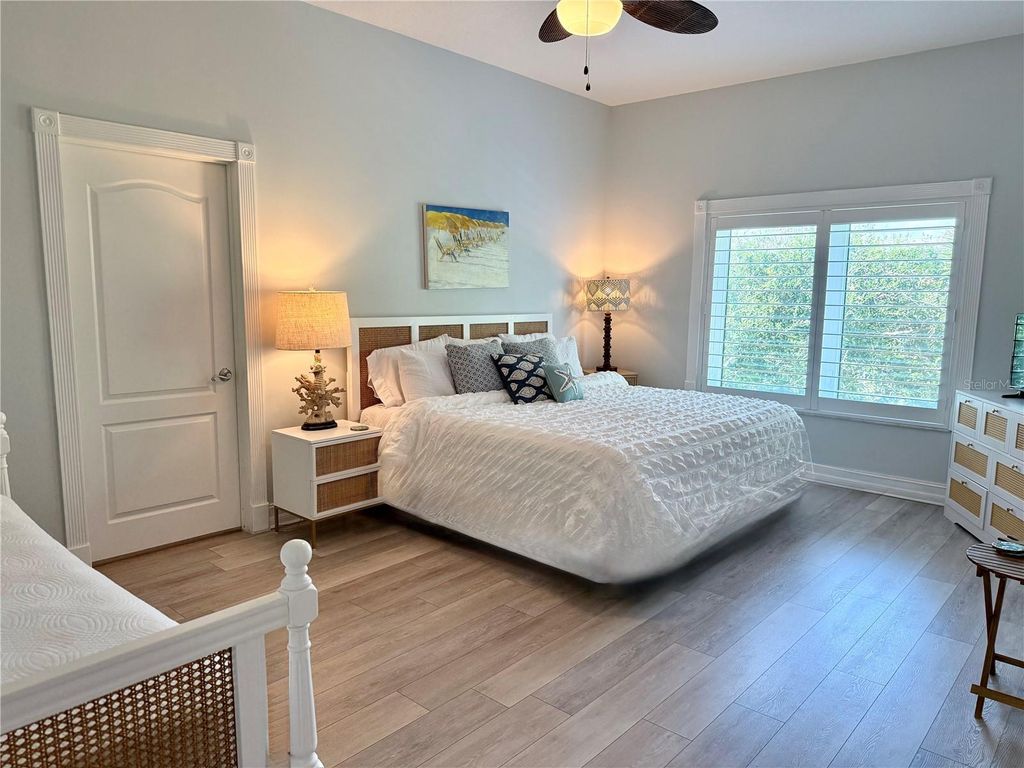 Image 55 of property listing at 423 S ATLANTIC AVENUE 102, New Smyrna Beach, FL 32169