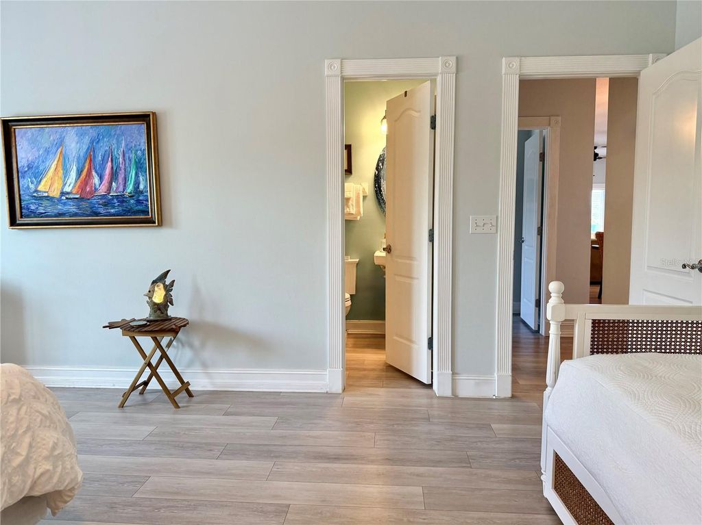 Image 58 of property listing at 423 S ATLANTIC AVENUE 102, New Smyrna Beach, FL 32169