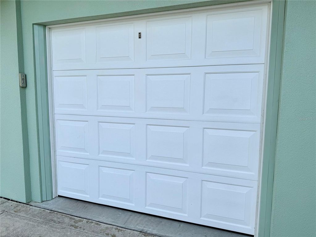 Image 61 of property listing at 423 S ATLANTIC AVENUE 102, New Smyrna Beach, FL 32169