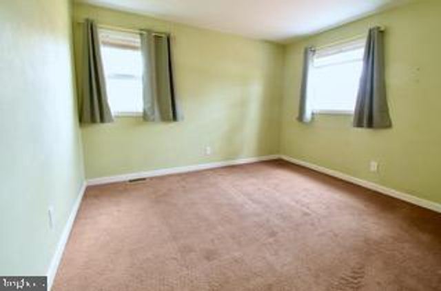 619 HESSIAN AVE, National Park, NJ 08063