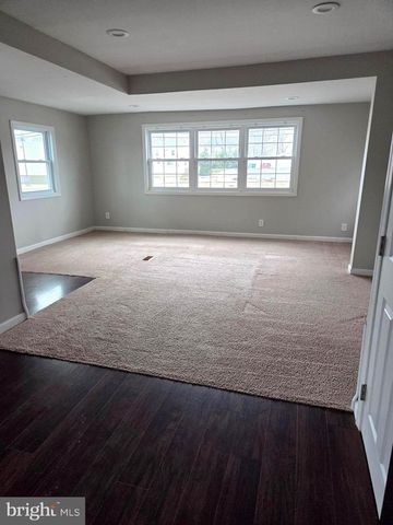 619 HESSIAN AVE, National Park, NJ 08063