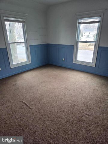 619 HESSIAN AVE, National Park, NJ 08063