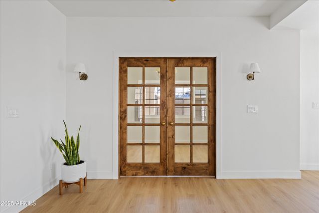 2241 N RICHLAND Street, Phoenix, AZ 85006