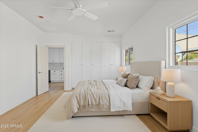 2241 N RICHLAND Street, Phoenix, AZ 85006