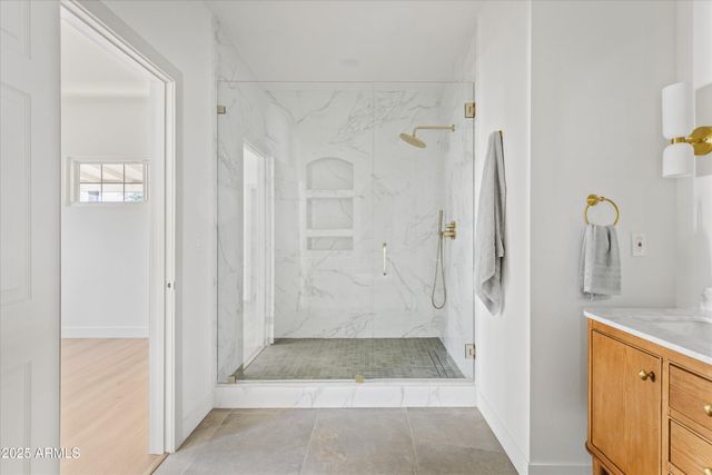 2241 N RICHLAND Street, Phoenix, AZ 85006