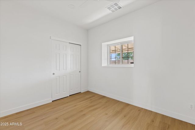 2241 N RICHLAND Street, Phoenix, AZ 85006