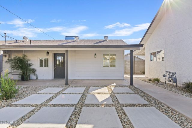 2241 N RICHLAND Street, Phoenix, AZ 85006