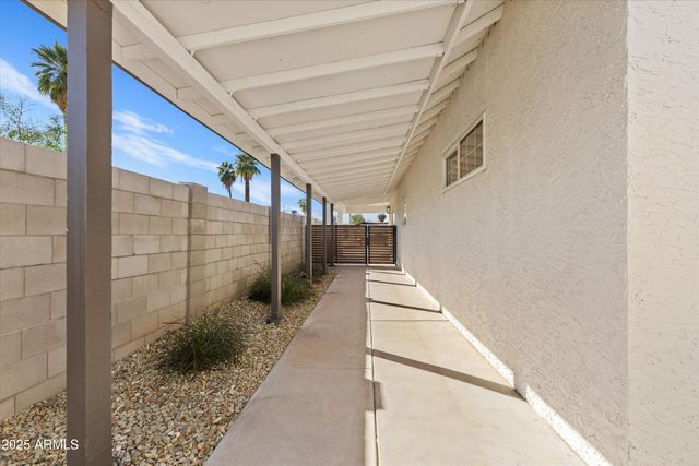2241 N RICHLAND Street, Phoenix, AZ 85006