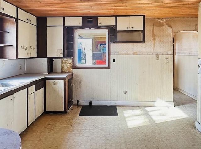 1317 195th Avenue N, Canby, MN 56220