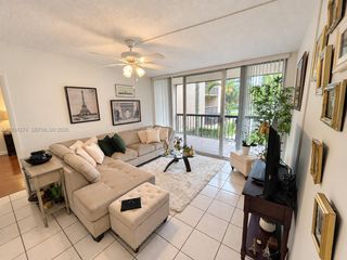 10425 SW 112th Avenue 220, Miami, FL 33176