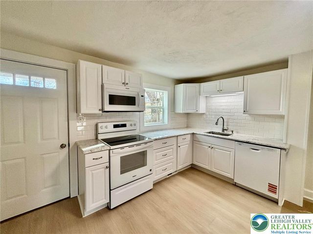 6024 Front Street, Easton, PA 18040