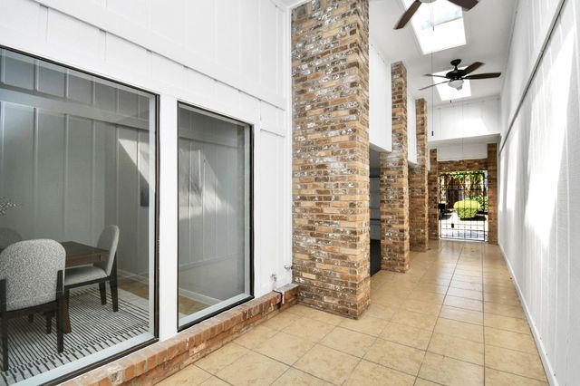 409 E Fair Harbor Lane, Houston, TX 77079