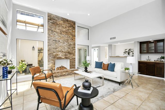 409 E Fair Harbor Lane, Houston, TX 77079