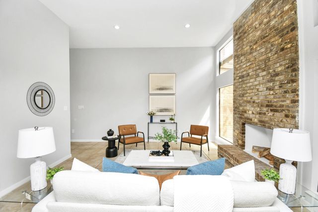 409 E Fair Harbor Lane, Houston, TX 77079