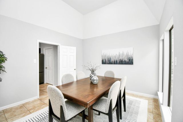 409 E Fair Harbor Lane, Houston, TX 77079