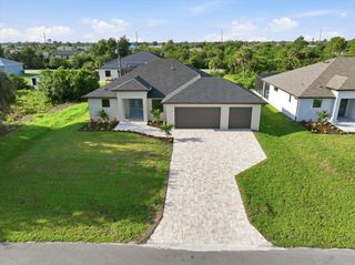 11209 CHALET AVENUE, Englewood, FL 34224