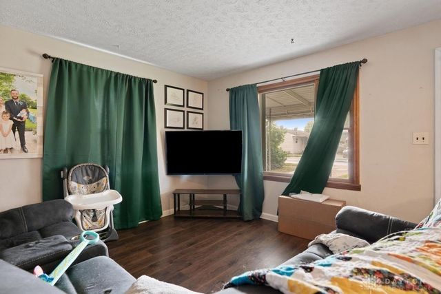 2225 Sheffield Street, Middletown, OH 45044