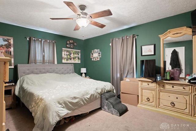 2225 Sheffield Street, Middletown, OH 45044