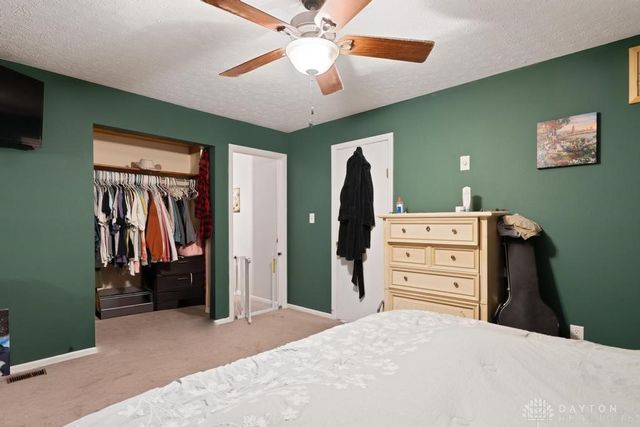 2225 Sheffield Street, Middletown, OH 45044