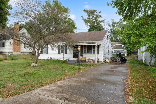 2225 Sheffield Street, Middletown, OH 45044